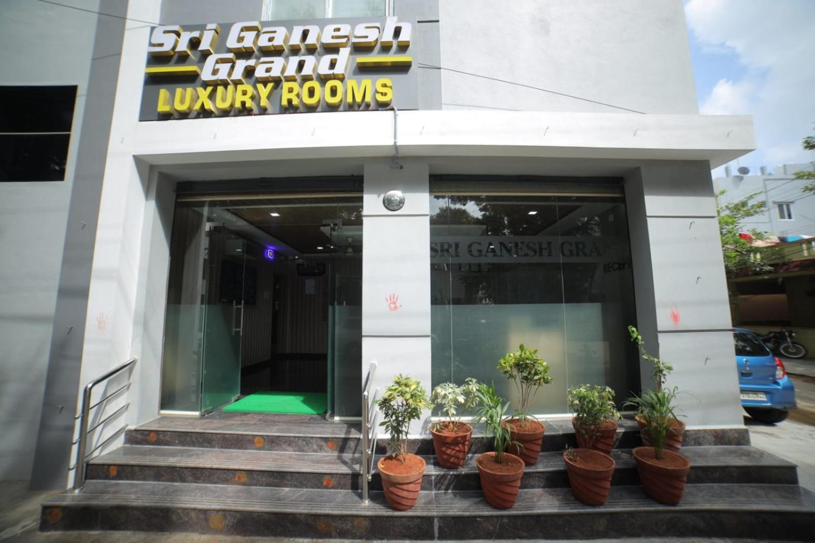 Sri Ganesh Grand 호텔 티루파티 외부 사진